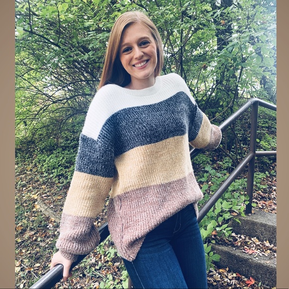 NEW SOFT big balloon sleeve sweater - Picture 3 of 3